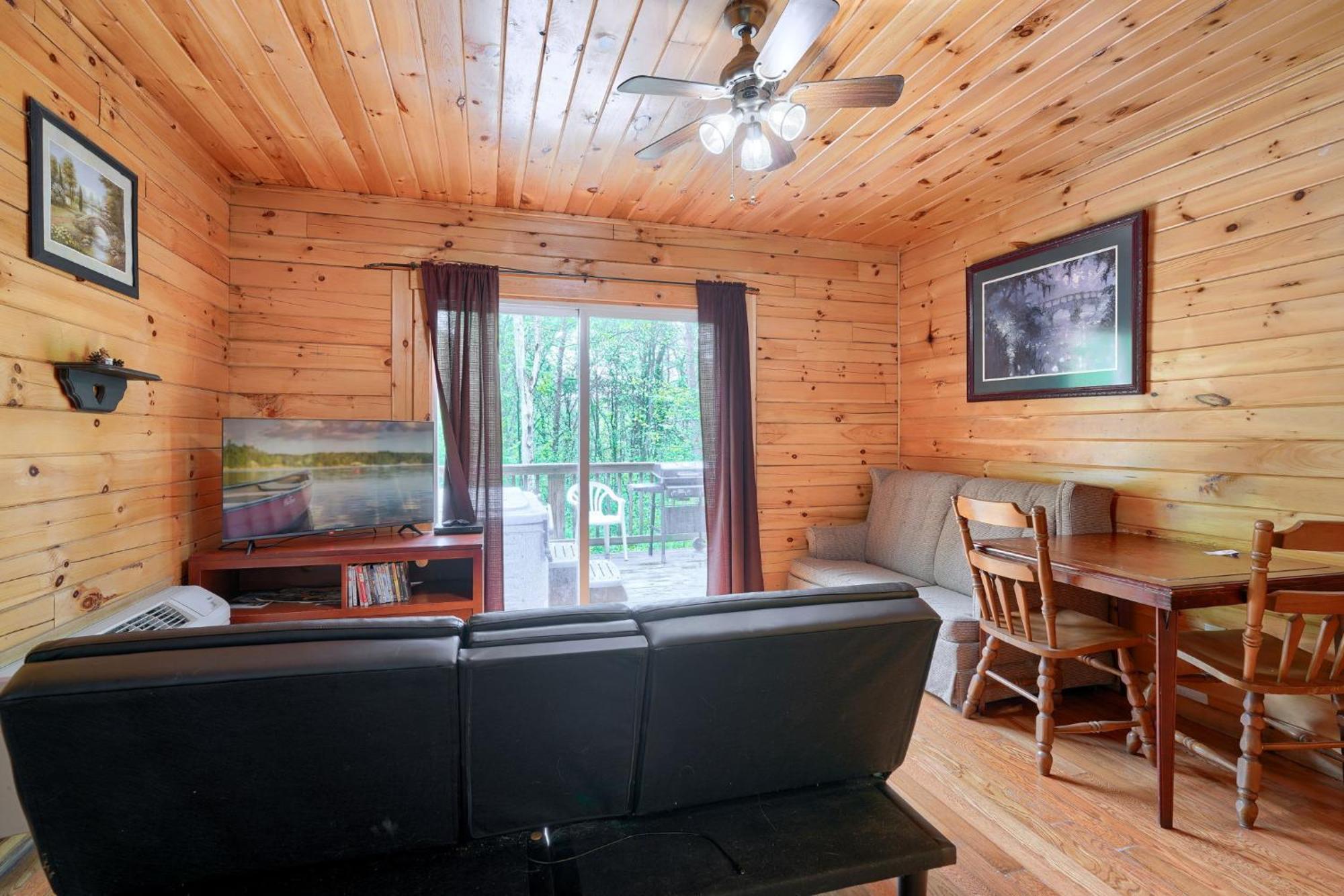 Blue Rose Cabins - Big Woody Cabin Logan Kültér fotó